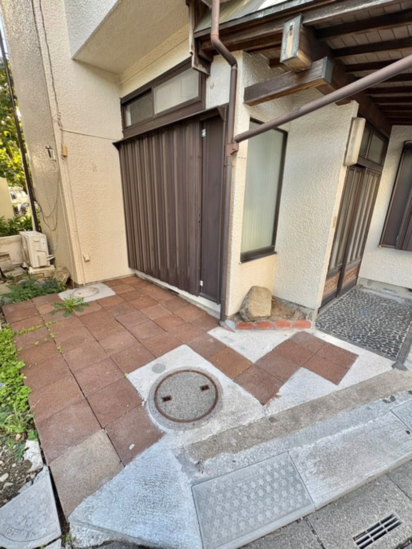 駐輪場 柳町戸建