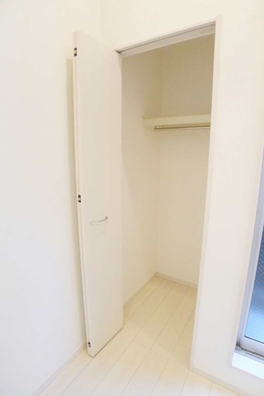 収納 レフィナ－ドカメオカ