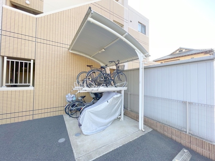 駐輪場 F.E.G　SQUARE