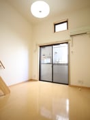 居室 第３デュオレスズエ