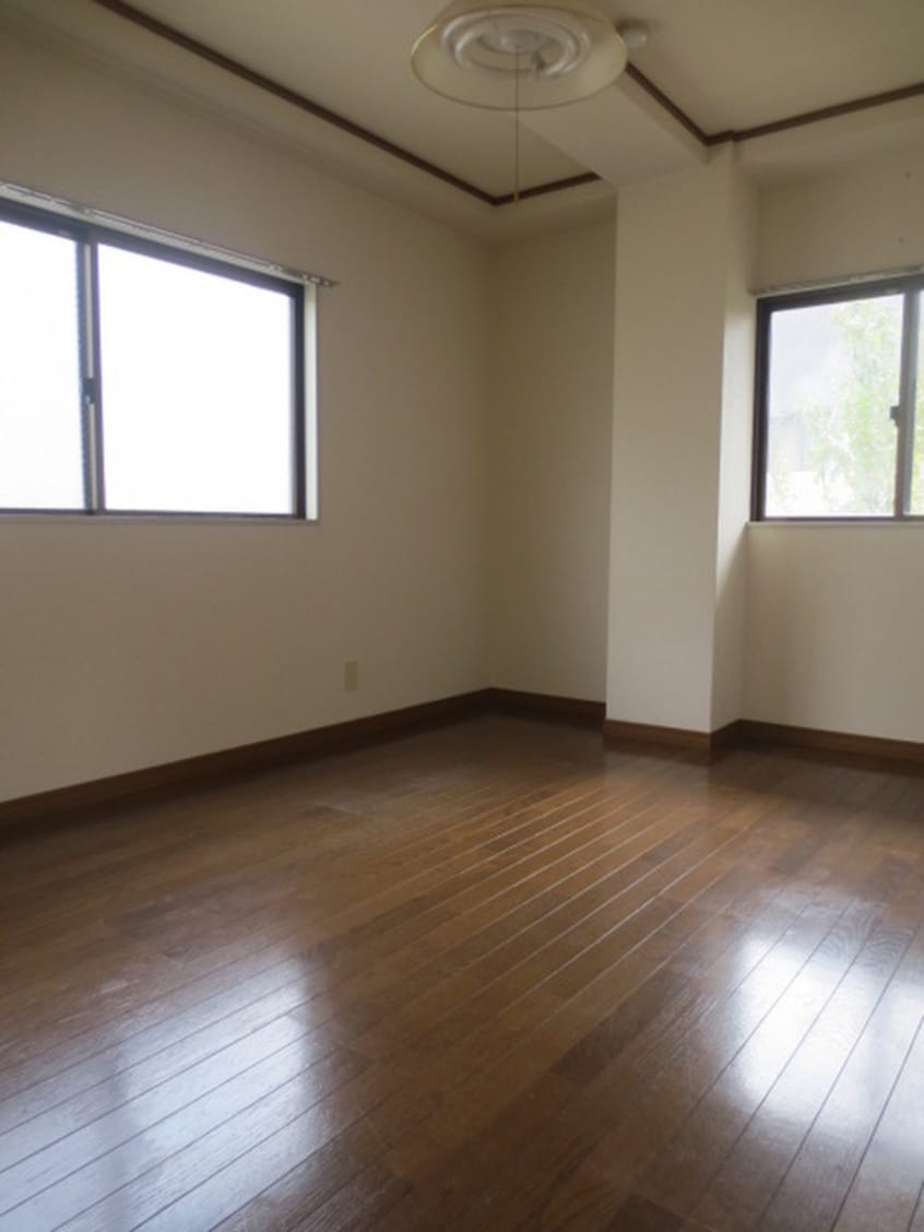 居室 ＮＫホ－ムズ