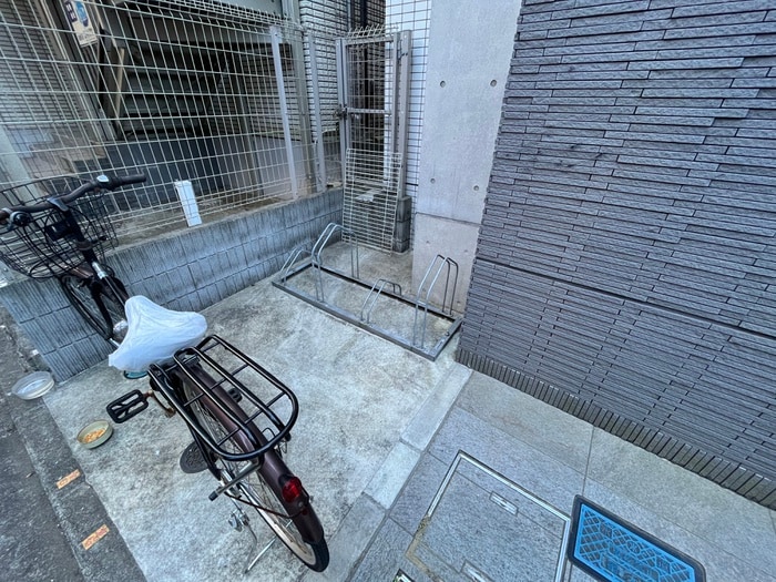 駐輪場 ｴﾌ･ﾊﾟｰｸﾚｼﾞﾃﾞﾝｽ横浜反町1216