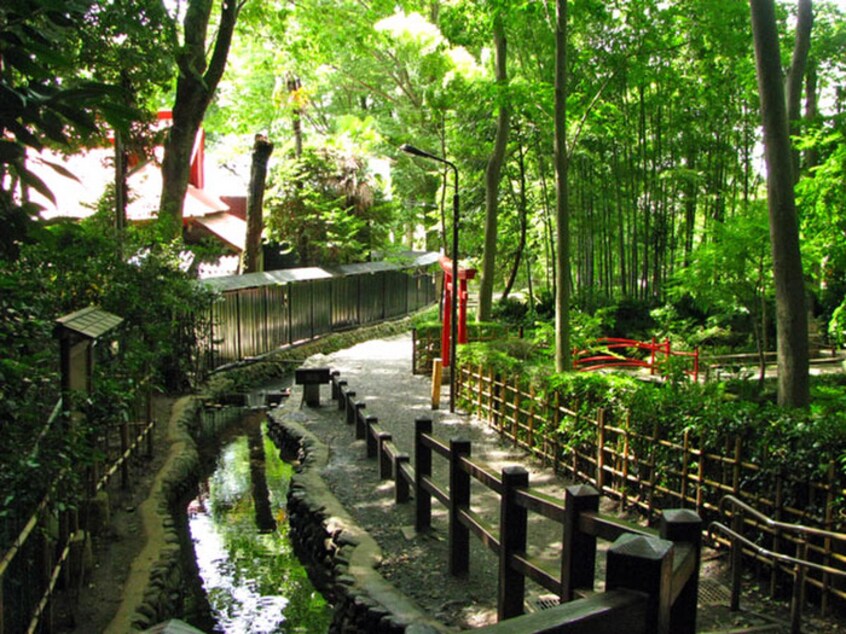 お鷹の道 真姿の池湧水群(公園)まで700m グランオーク武蔵府中