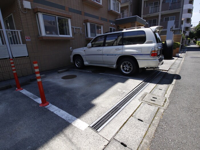 駐車場 プロヴァンス