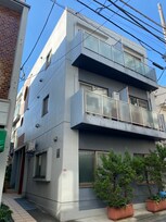アヴェ－ル