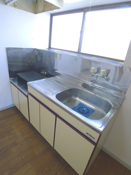 キッチン コーポラスシカマ