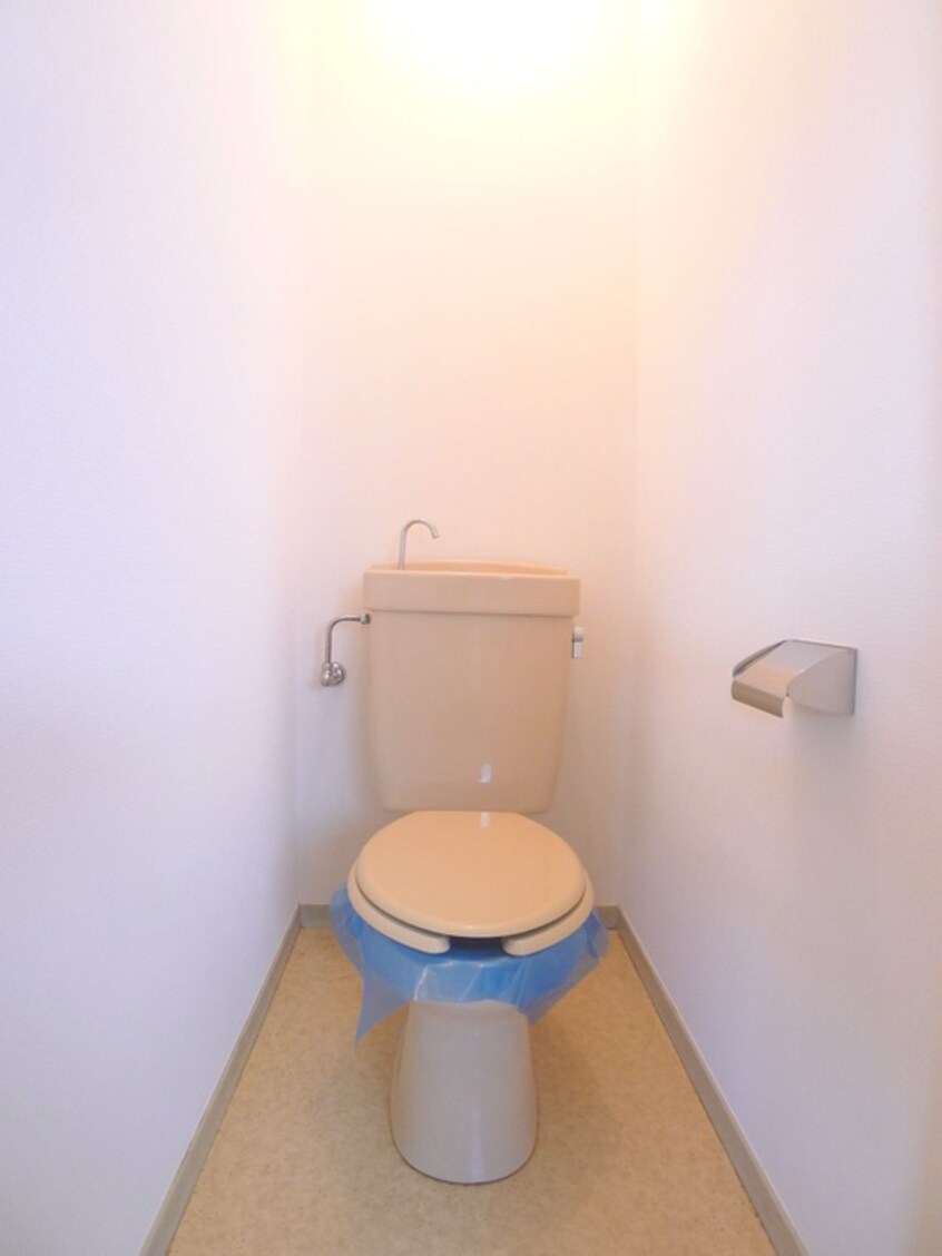 トイレ コーポラスシカマ