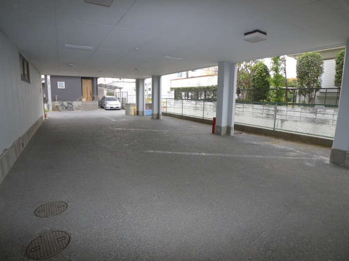 駐車場 キャピタル南越