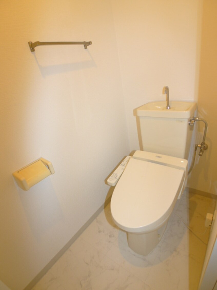 トイレ キャピタル南越