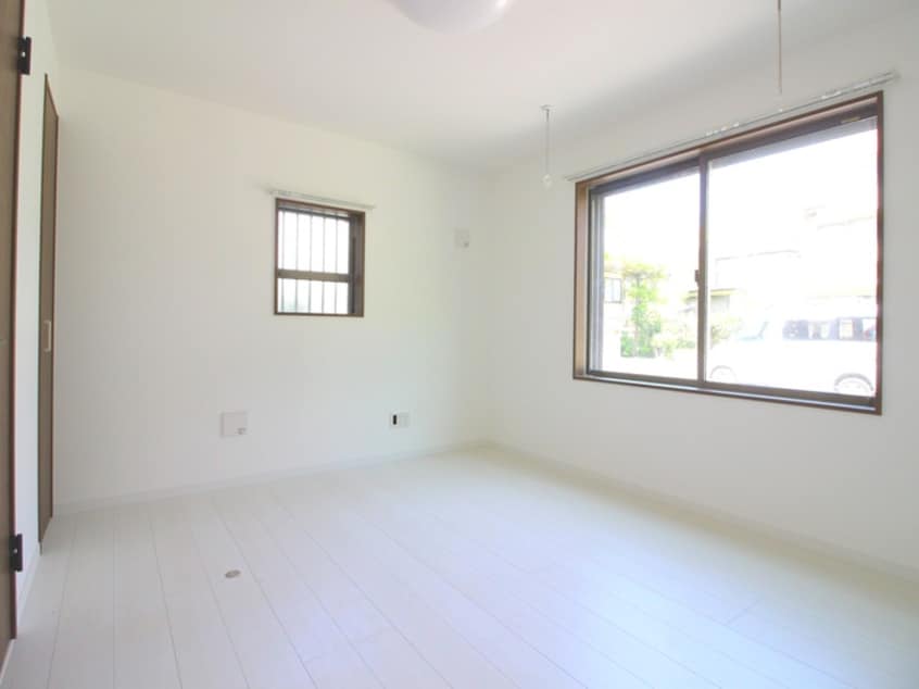 居室 ＳＴＲＩＰＥＳ