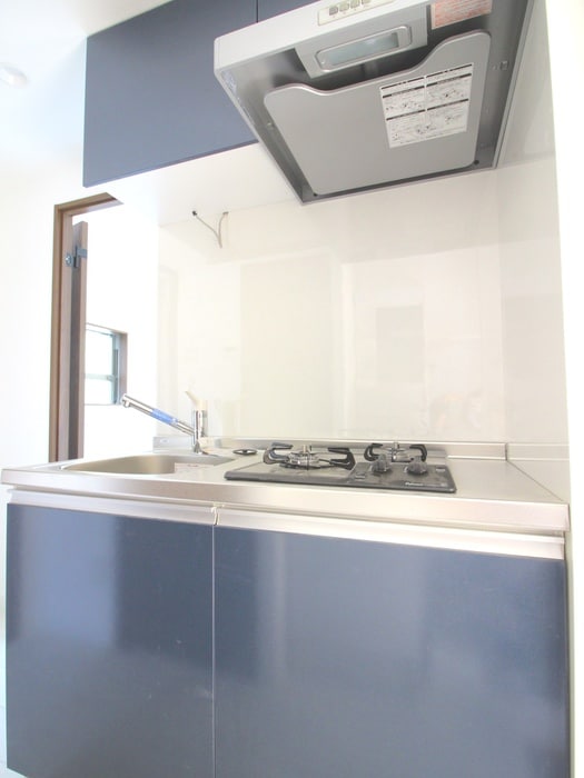 キッチン ＳＴＲＩＰＥＳ