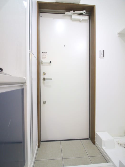 玄関 ＳＴＲＩＰＥＳ