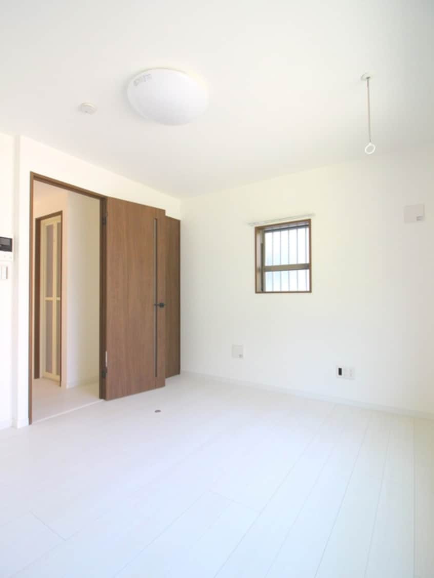 居室 ＳＴＲＩＰＥＳ