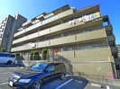 INSURANCE BLDG.XVIIの外観