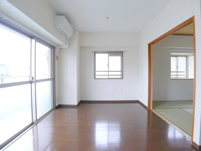 居室 INSURANCE BLDG.XVII