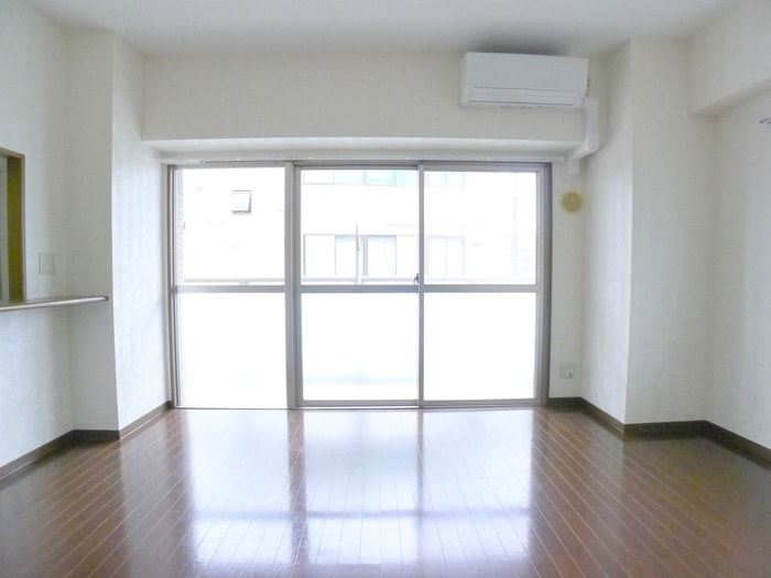 居室 INSURANCE BLDG.XVII