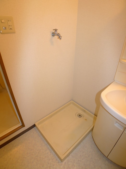 洗濯機置場 キャピタル南越