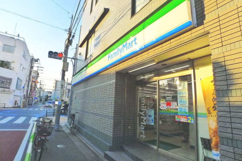 ファミリーマート(コンビニ)まで280m インフィニ