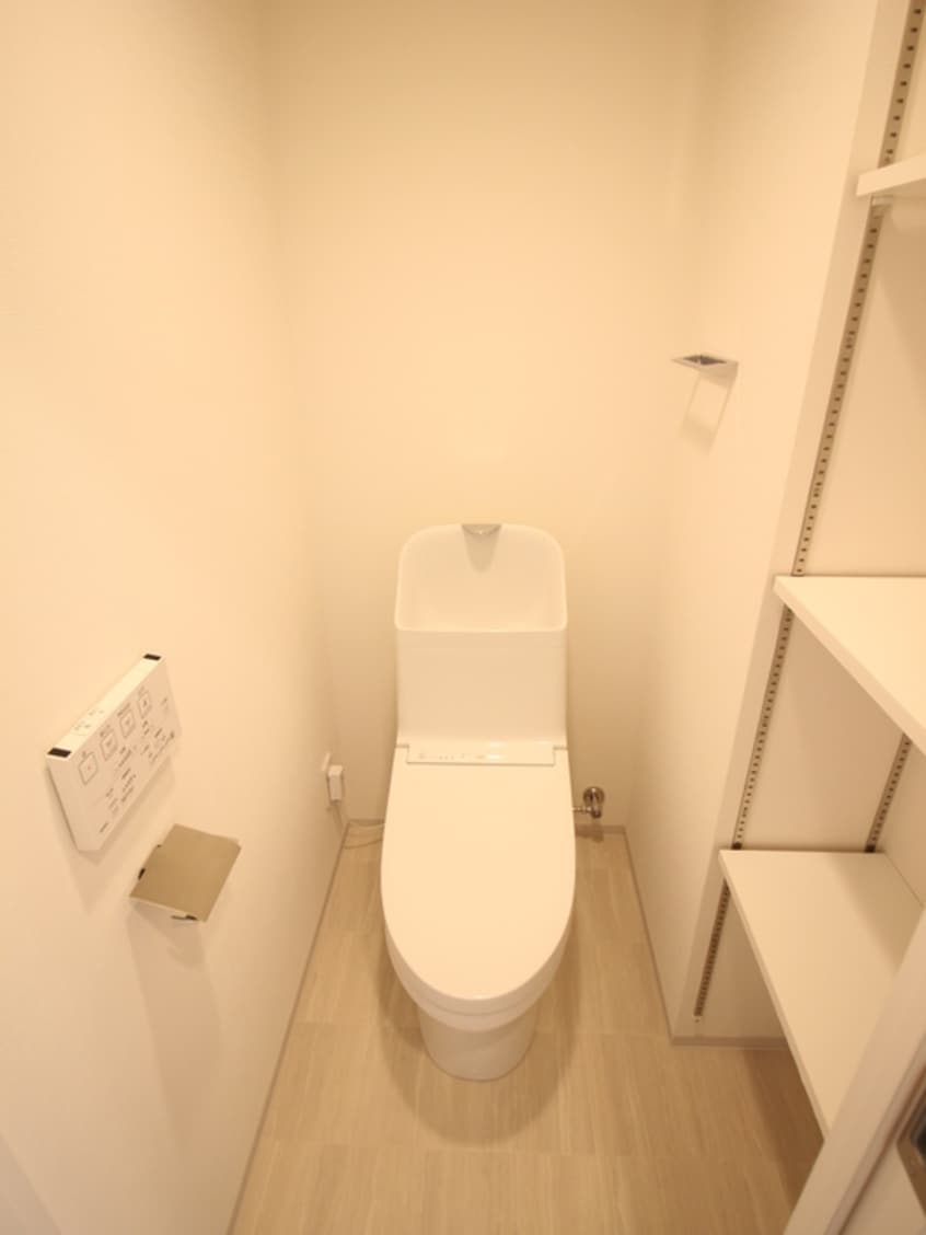 トイレ ジニア新宿中落合