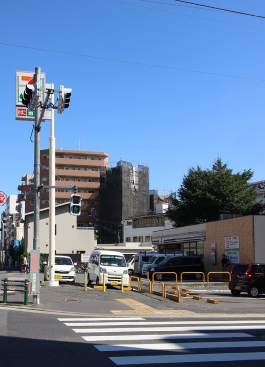 セブンイレブン(コンビニ)まで299m ジニア新宿中落合