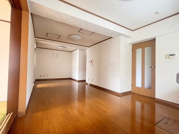 居室 シャト－カネヨ江原