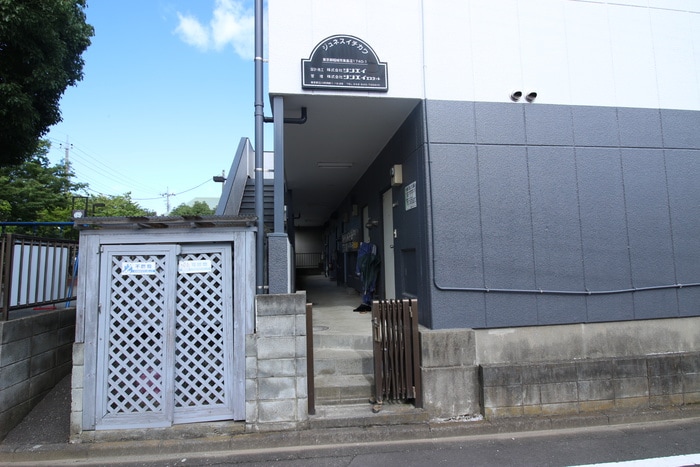 エントランス部分 ジュネスイチカワ