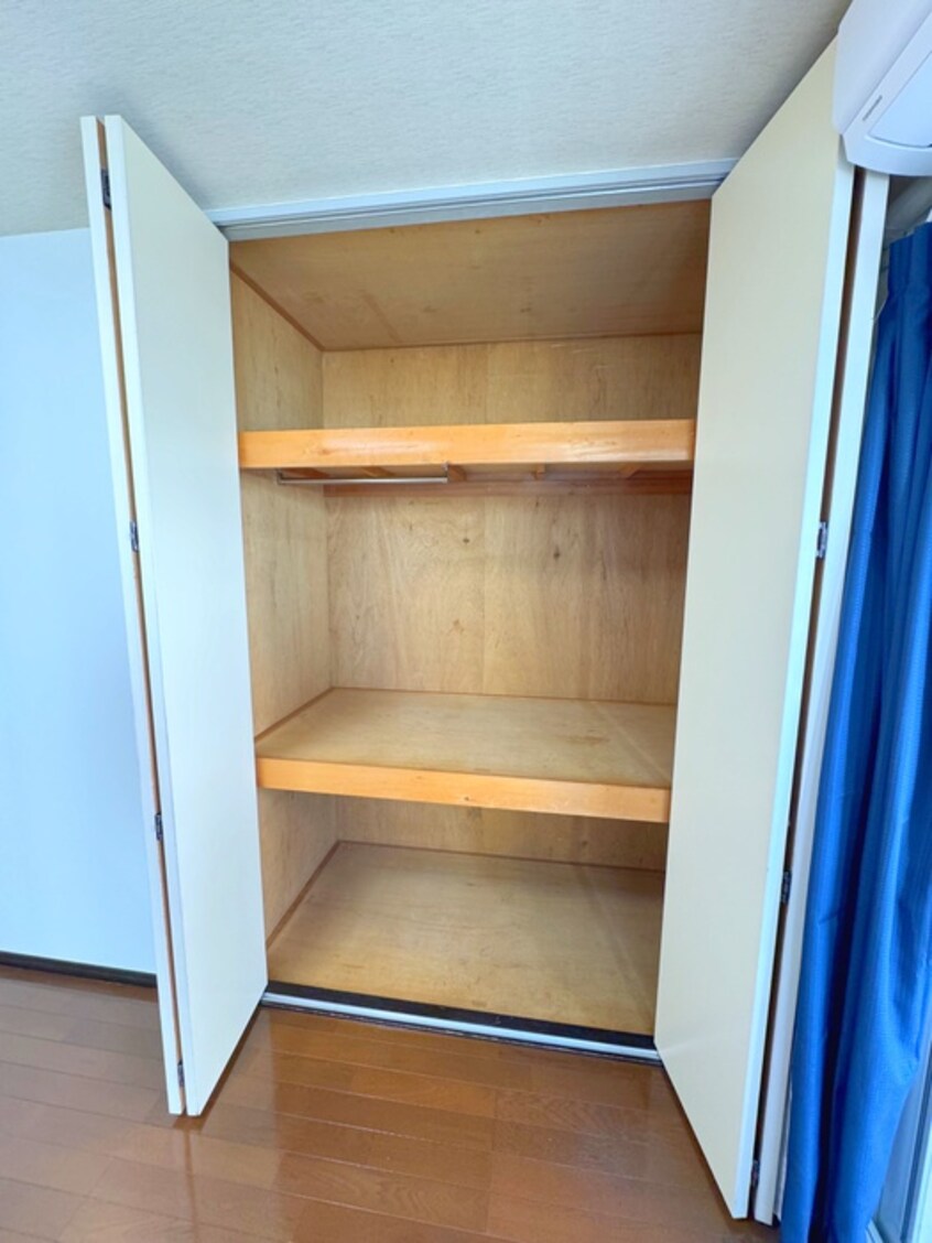 収納 レ・ゾワゾー