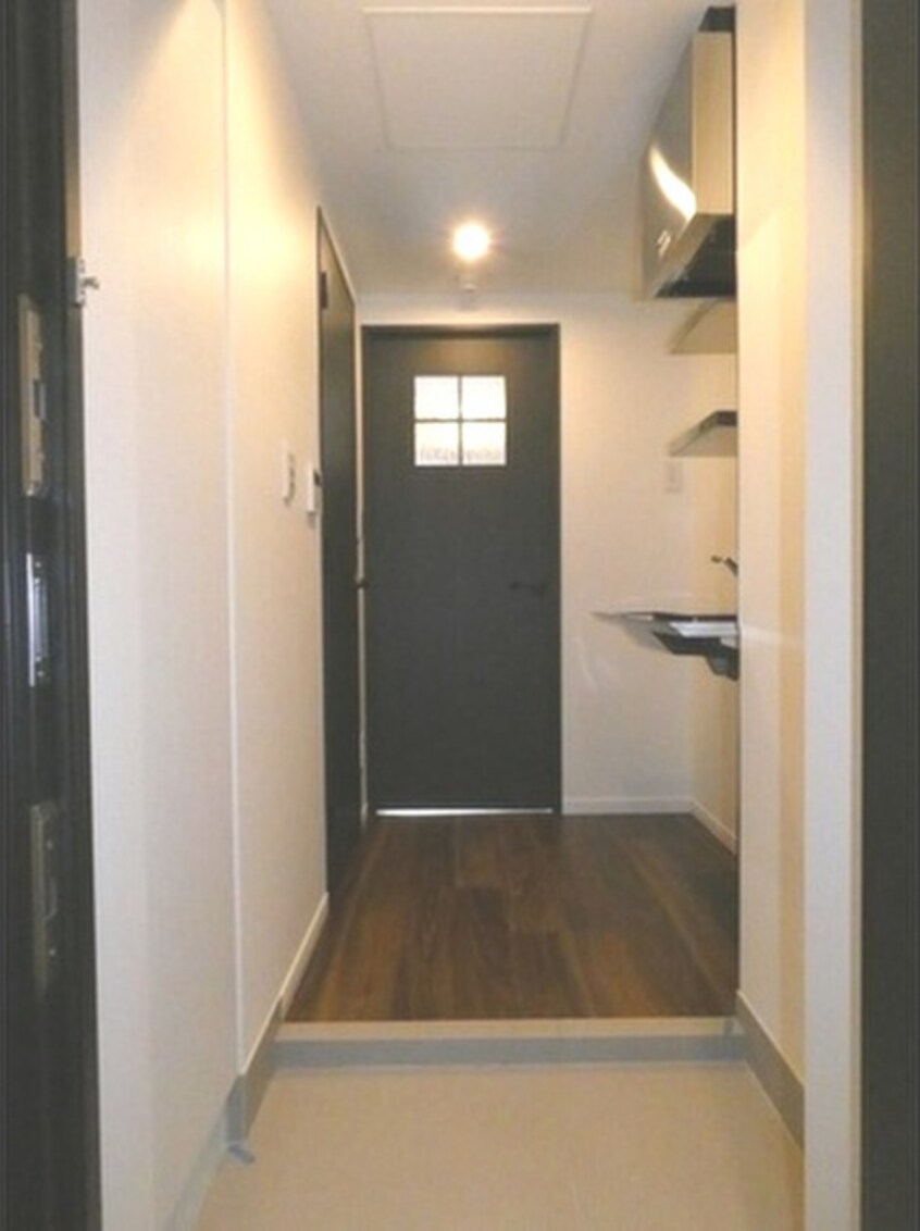 廊下 プレジール神宮前