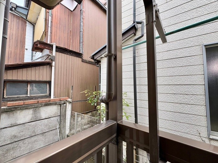 室内からの展望 アミ－イケ