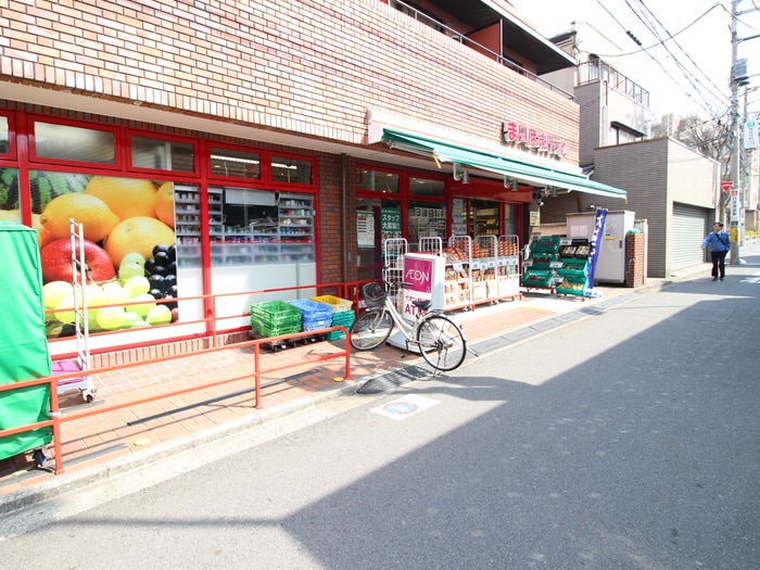 まいばすけっと(コンビニ)まで598m アミ－イケ