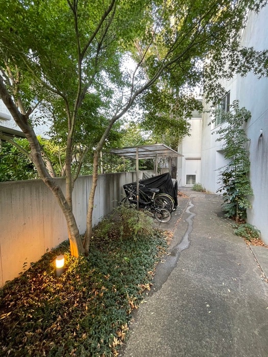 駐輪場 上野毛ハウス