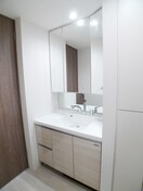 洗面 ｺﾝﾌｫﾘｱ成増ｸﾞﾘｰﾝｻｲﾄﾞ