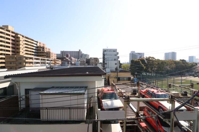 室内からの展望 サンテラス加賀美