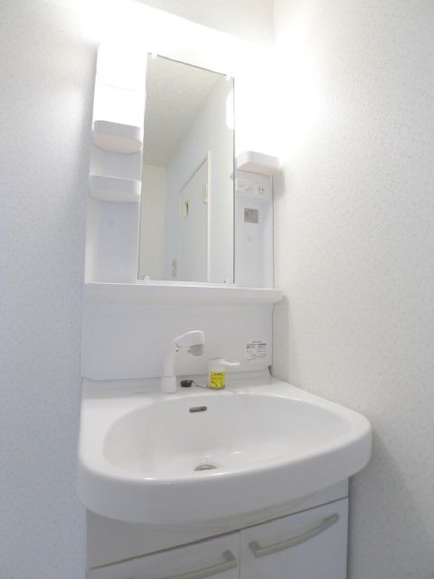 洗面 ヌ－ベルハイムマルシオ