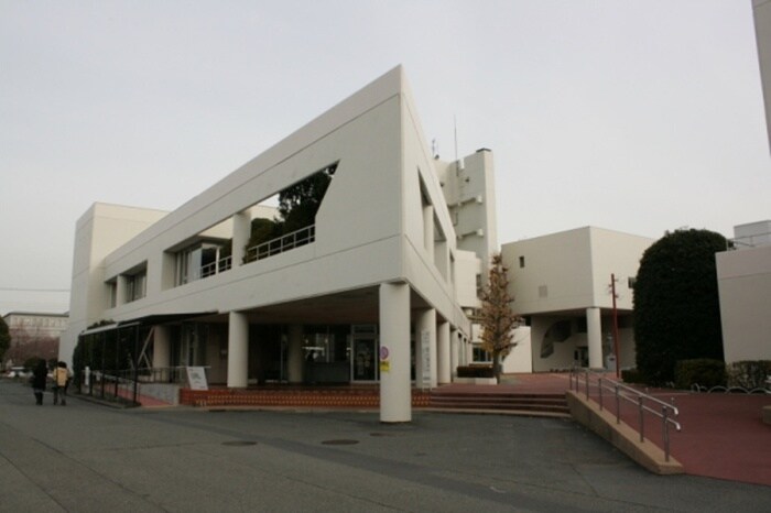 寒川町役場(役所)まで1200m ハイムJ