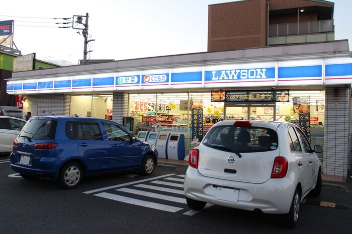 ローソン川崎登戸店(コンビニ)まで591m TM登戸