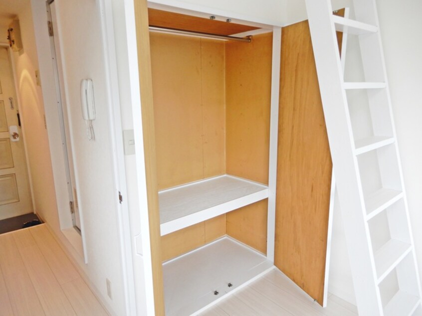 収納 メゾン・ド・ブランシュかしわ台