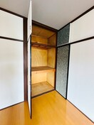 収納 シャルムスズキⅢ