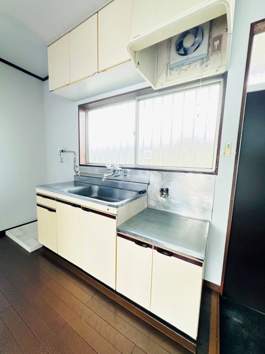 キッチン シャルムスズキⅢ