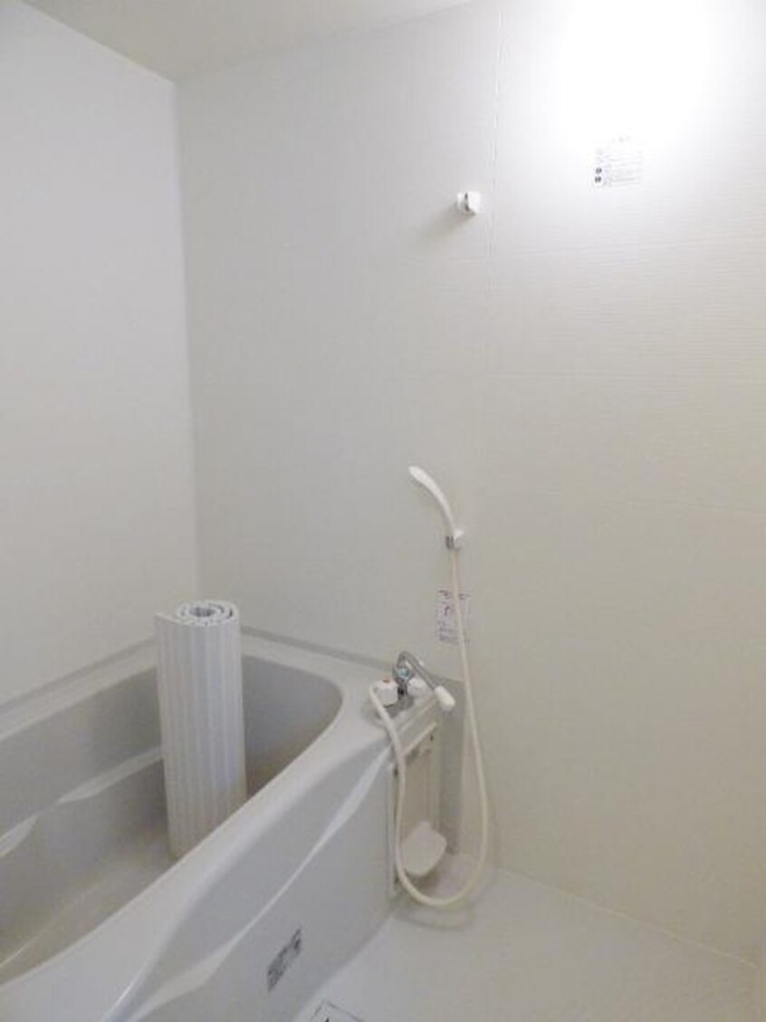 バス／シャワールーム等 イ－ストアヴェニュ－片瀬