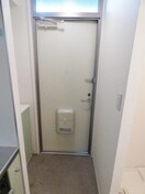 玄関 イ－ストアヴェニュ－片瀬