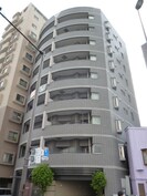 カリフール東中延の外観