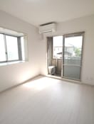 居室 デルフィ与野本町