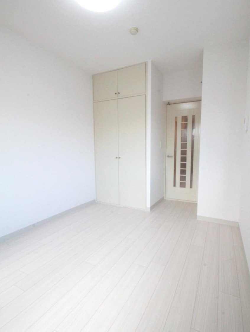 居室 デルフィ与野本町