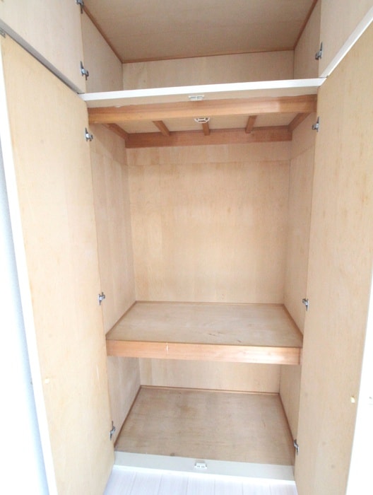 収納 デルフィ与野本町