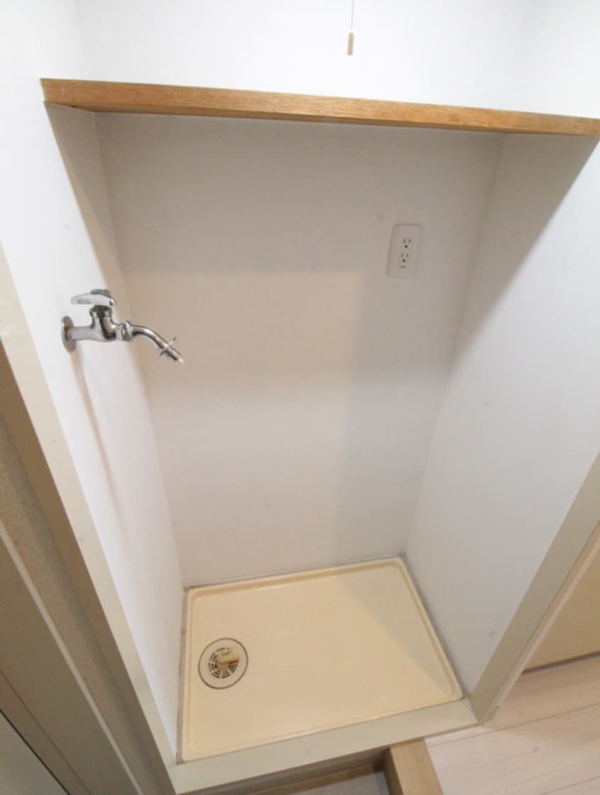 洗濯機置場 デルフィ与野本町