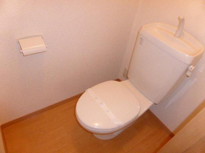 トイレ ナトゥーラB棟