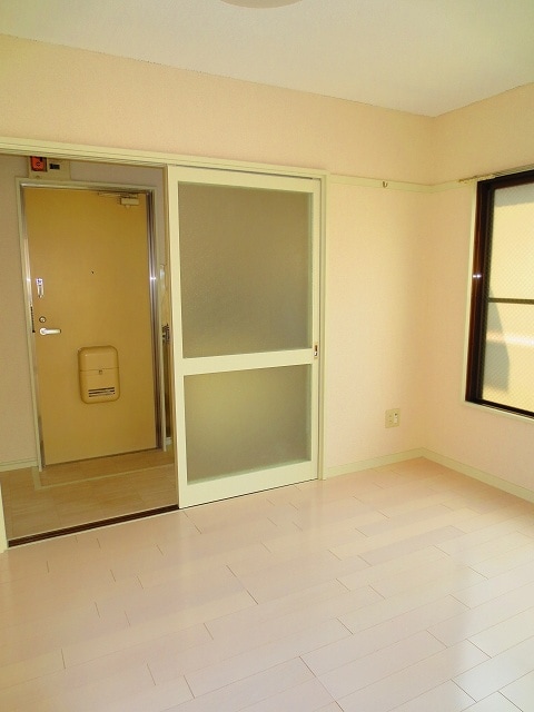 居室 第３加藤マンション