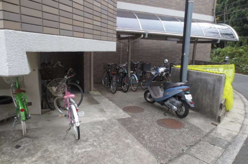 駐輪場 シャンテメゾン井上Ｎｏ．６