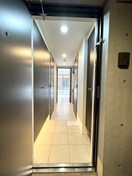 玄関 ＬＥＧＡＬＡＮＤ　ＷＡＳＥＤＡ